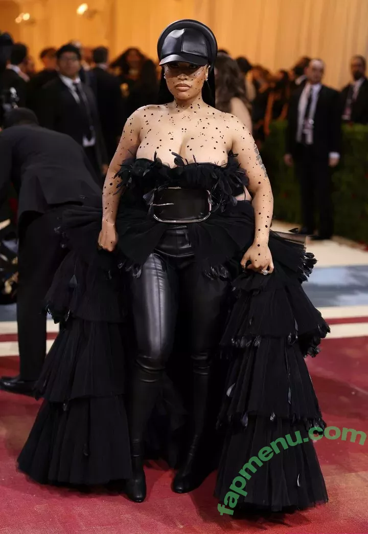 Nicki Minaj nude photo #0207 (nickiminaj)