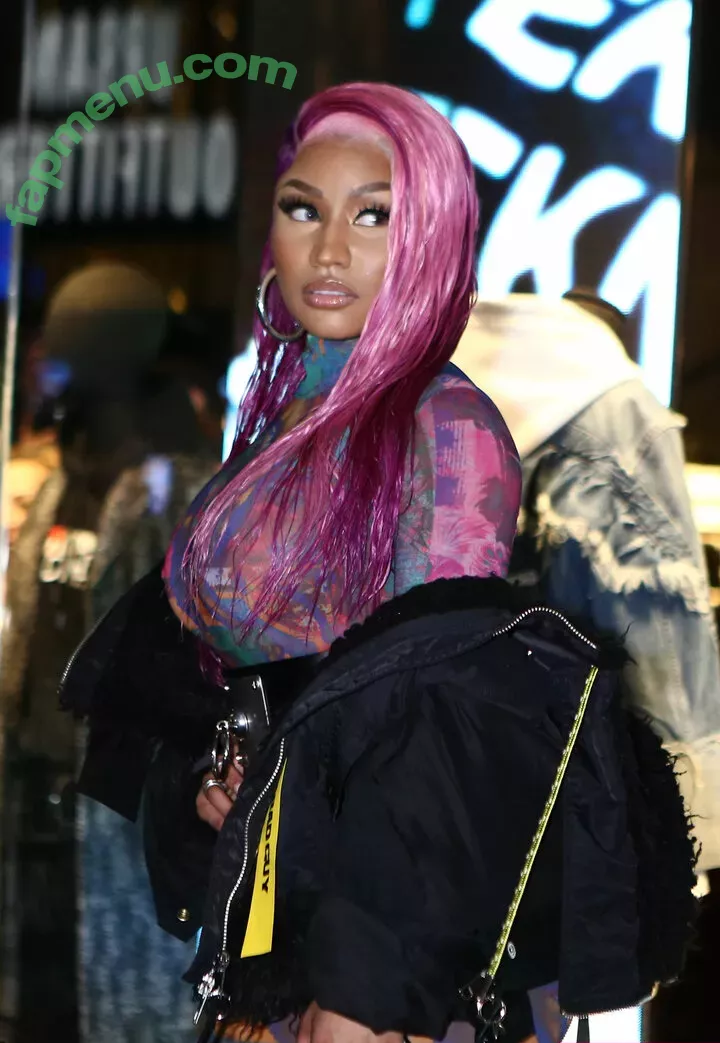 Nicki Minaj nude photo #0240 (nickiminaj)