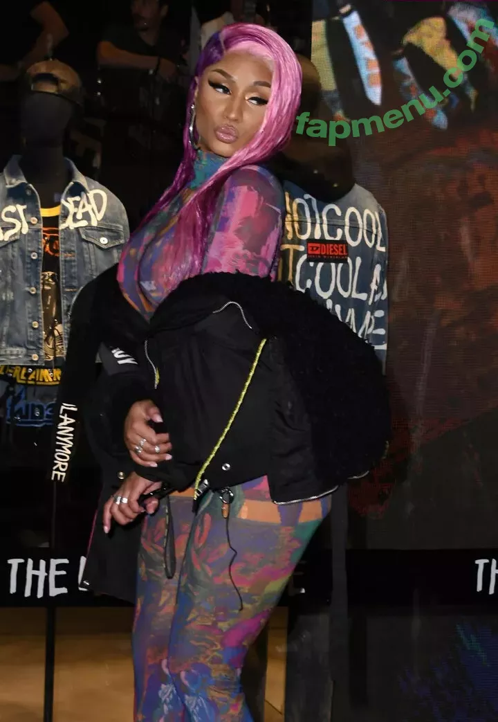 Nicki Minaj nude photo #0247 (nickiminaj)