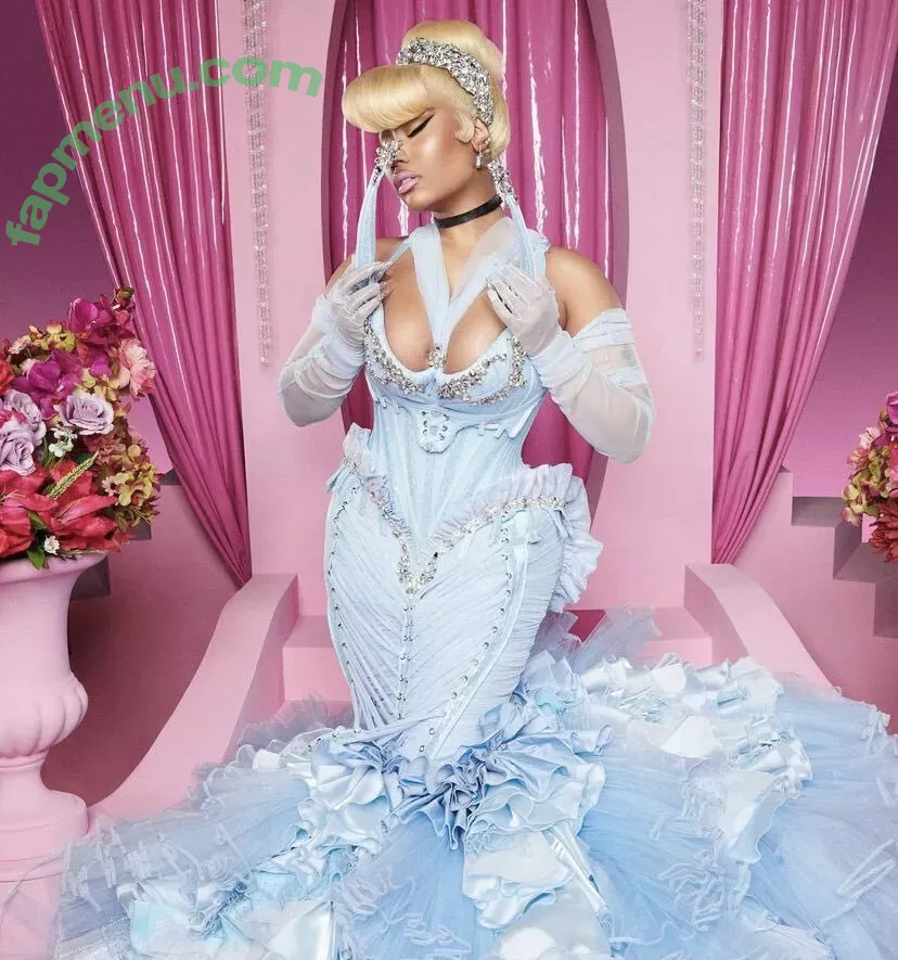 Nicki Minaj nude photo #0263 (nickiminaj)