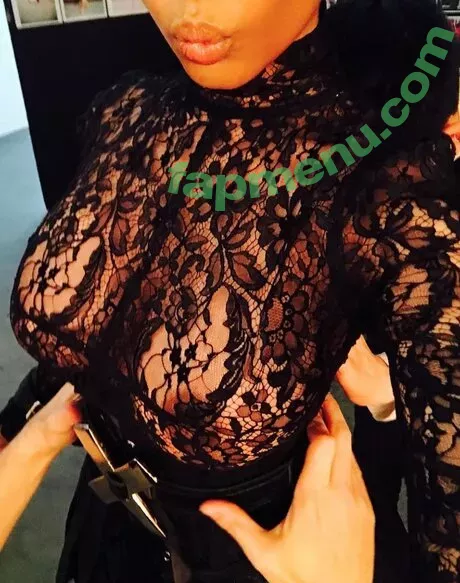 Nicki Minaj nude photo #0284 (nickiminaj)