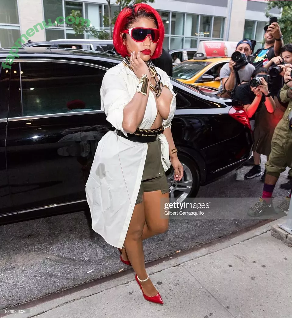 Nicki Minaj nude photo #0302 (nickiminaj)