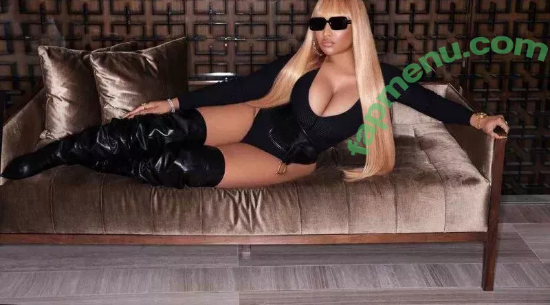 Nicki Minaj nude photo #0337 (nickiminaj)
