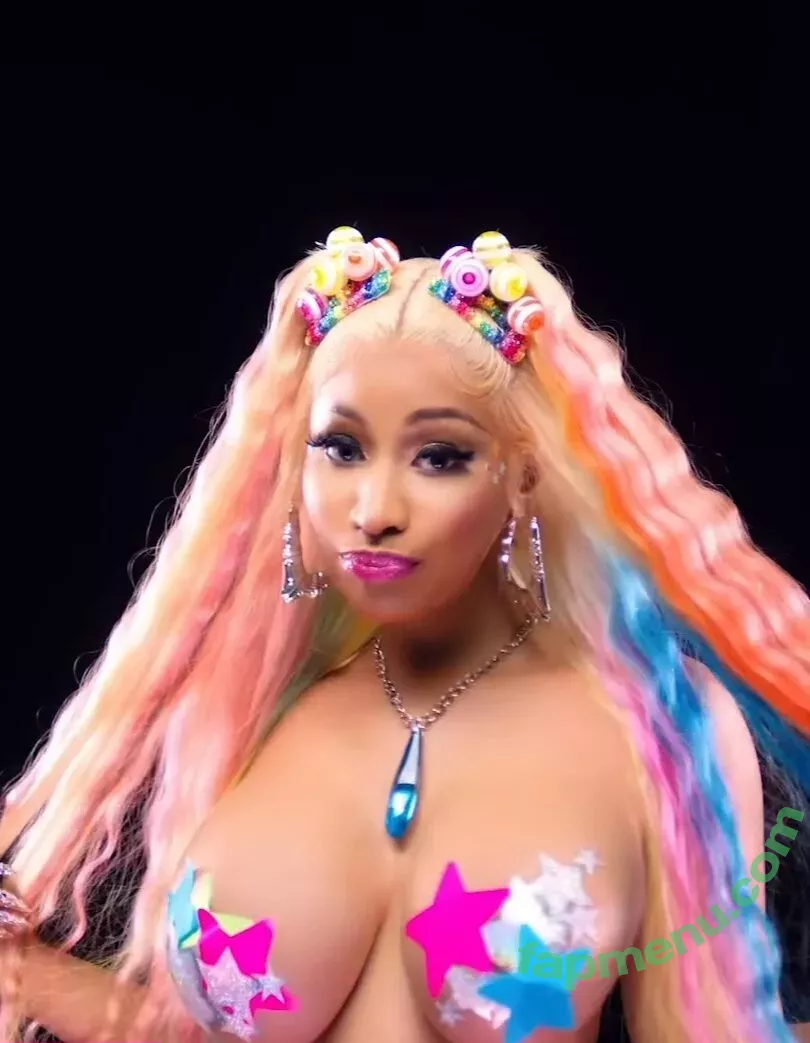Nicki Minaj nude photo #0350 (nickiminaj)