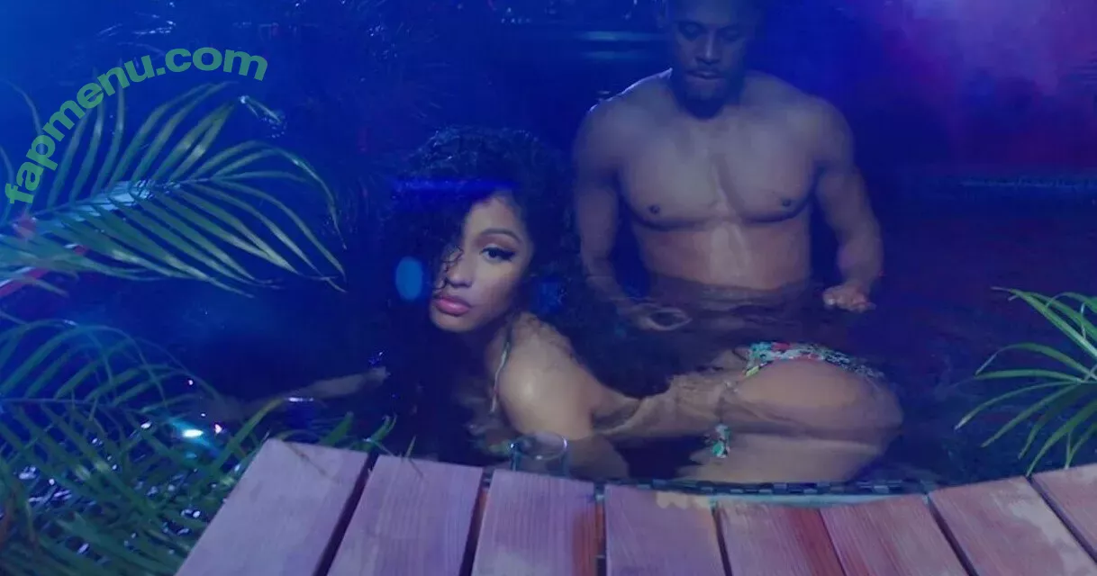 Nicki Minaj nude photo #0372 (nickiminaj)