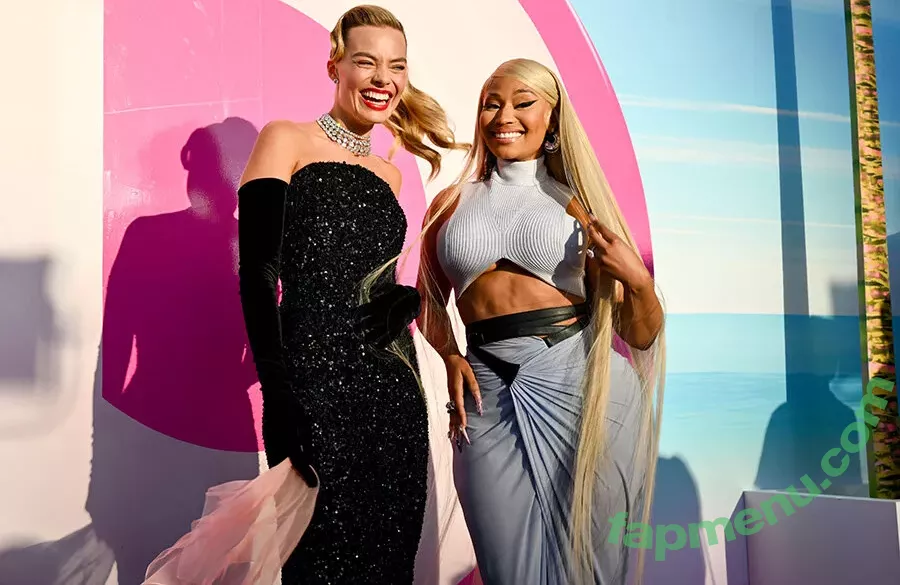 Nicki Minaj nude photo #0457 (nickiminaj)