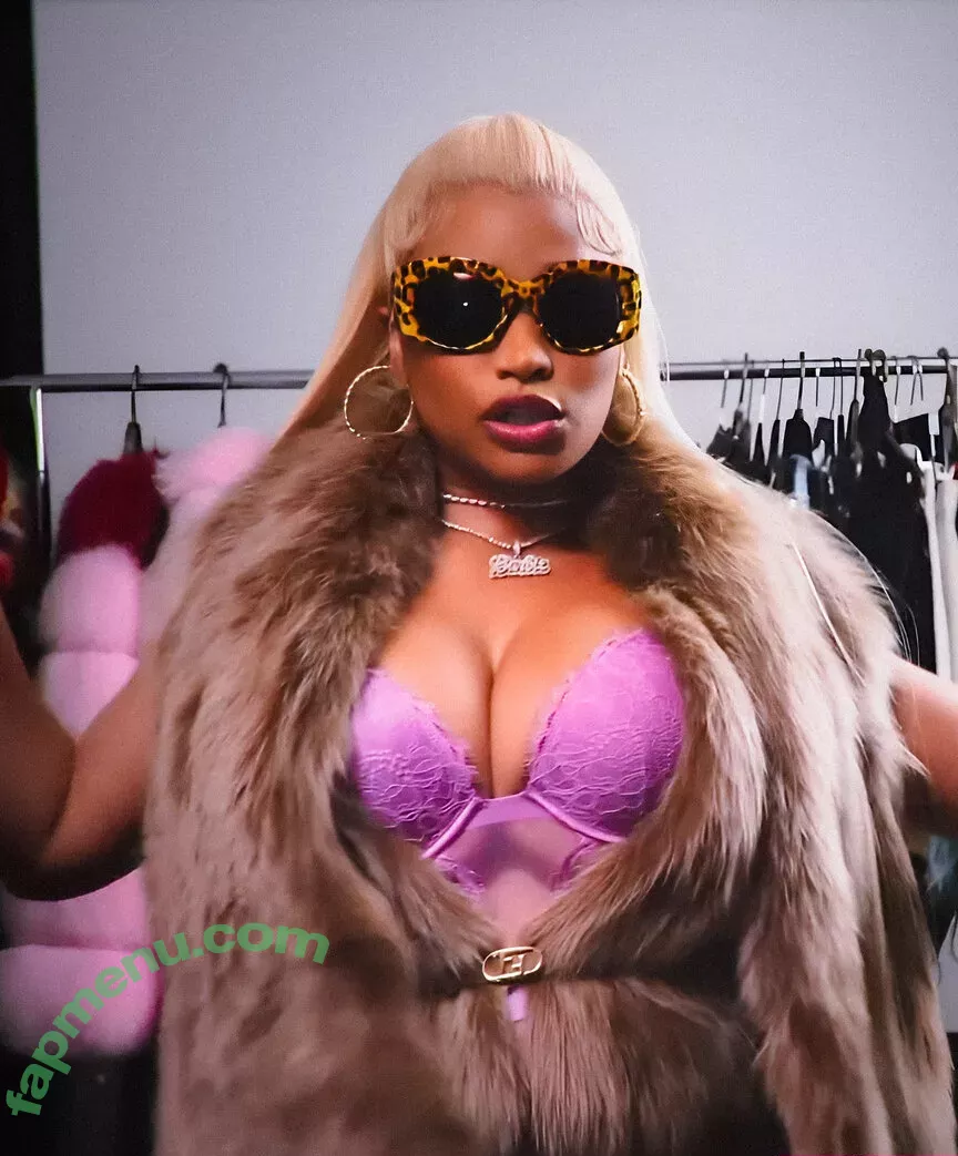 Nicki Minaj nude photo #0468 (nickiminaj)
