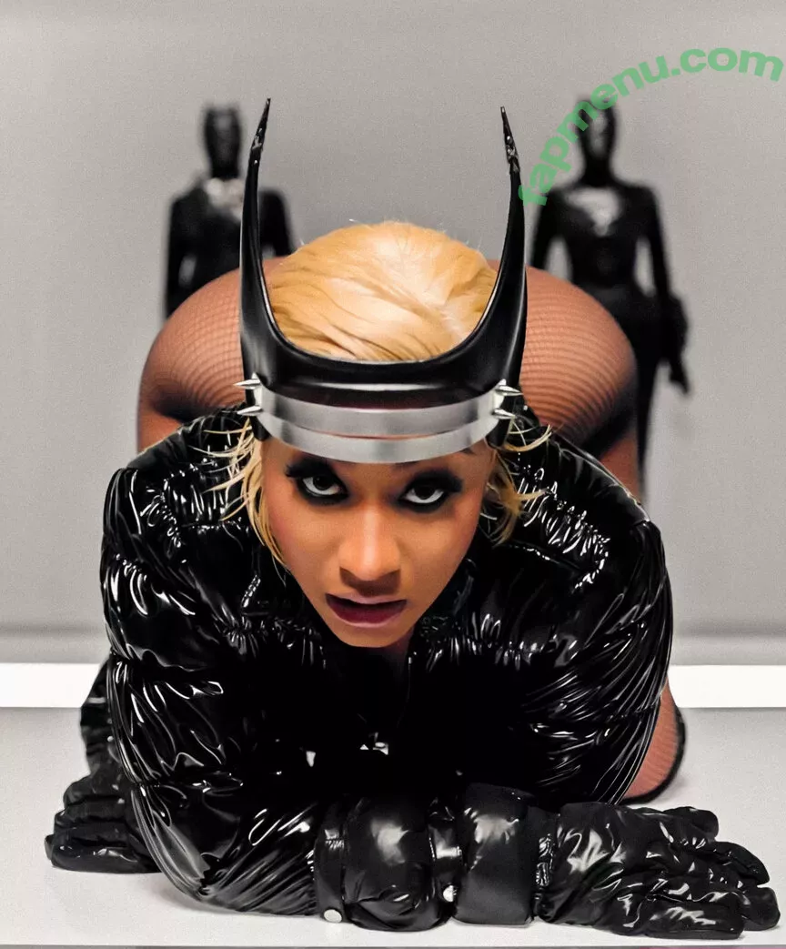 Nicki Minaj nude photo #0481 (nickiminaj)