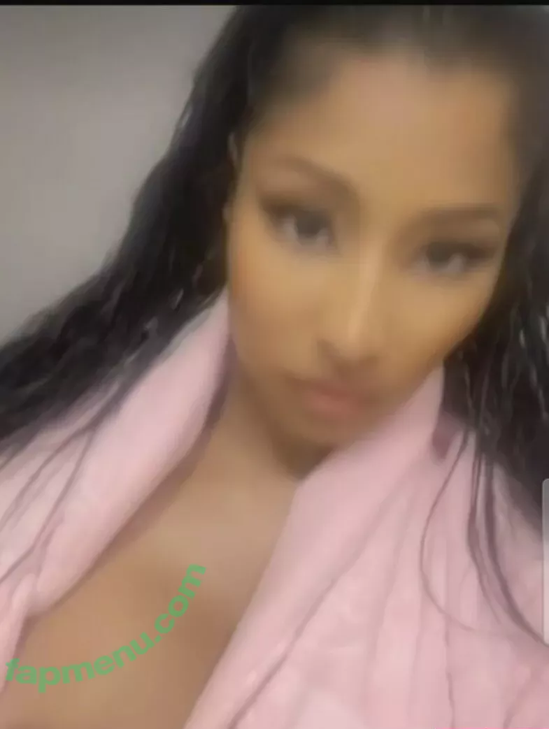 Nicki Minaj nude photo #0497 (nickiminaj)