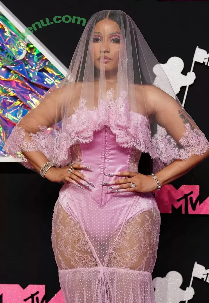 Nicki Minaj nude photo #0529 (nickiminaj)