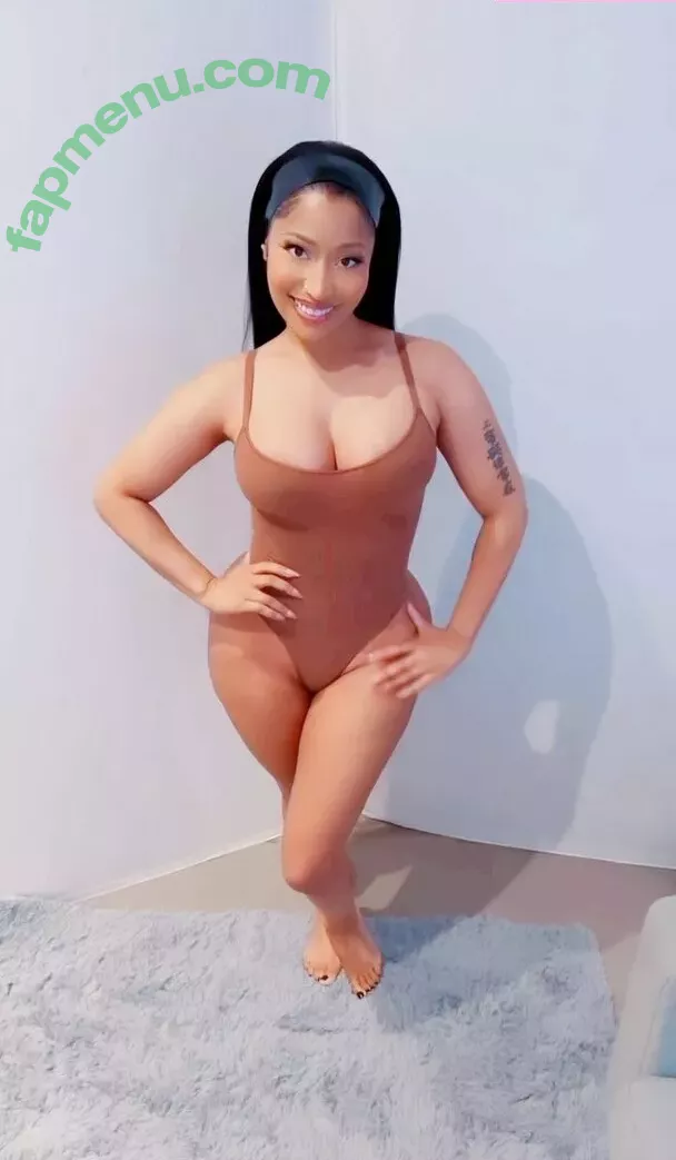 Nicki Minaj nude photo #0538 (nickiminaj)