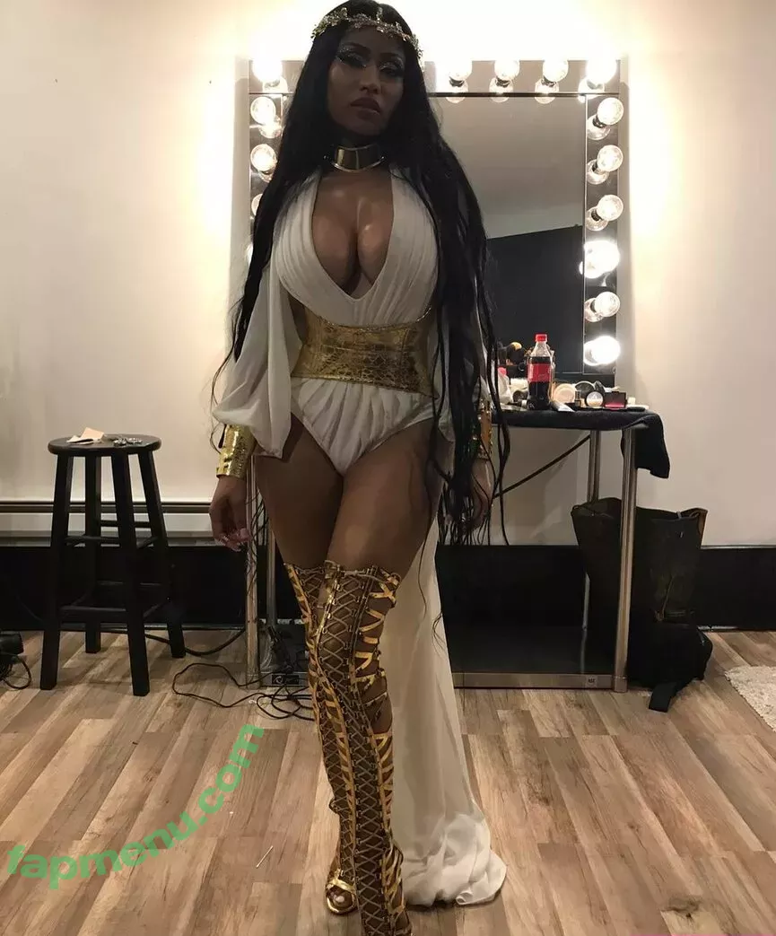 Nicki Minaj nude photo #0593 (nickiminaj)