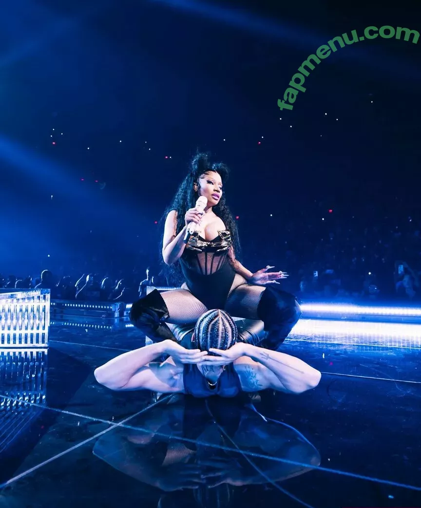 Nicki Minaj nude photo #0647 (nickiminaj)