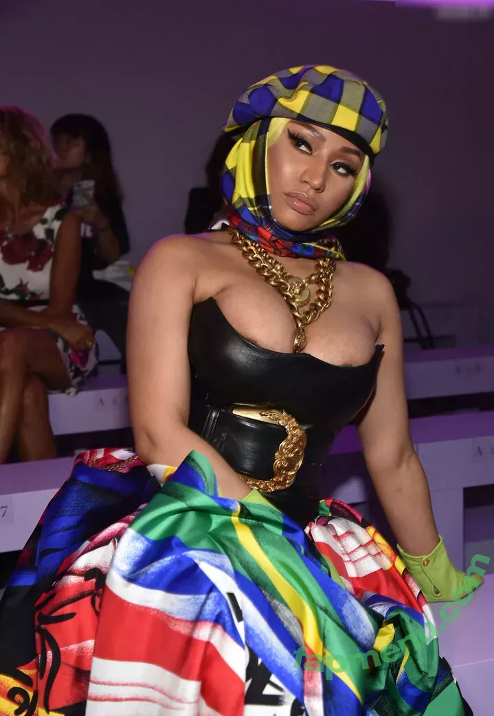 Nicki Minaj nude photo #0773 (nickiminaj)