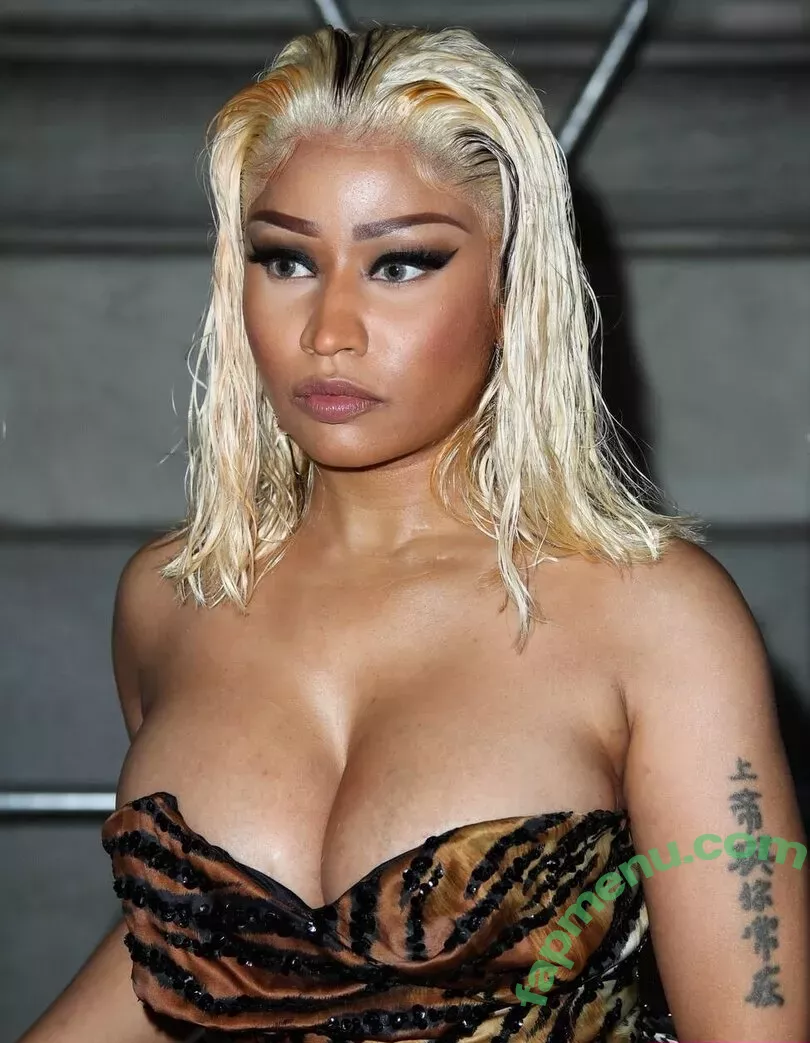 Nicki Minaj nude photo #0796 (nickiminaj)