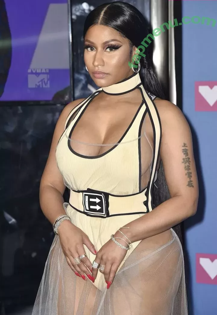 Nicki Minaj nude photo #0804 (nickiminaj)