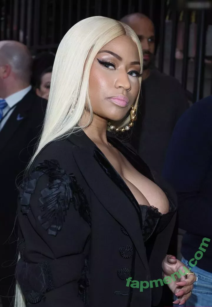 Nicki Minaj nude photo #0845 (nickiminaj)