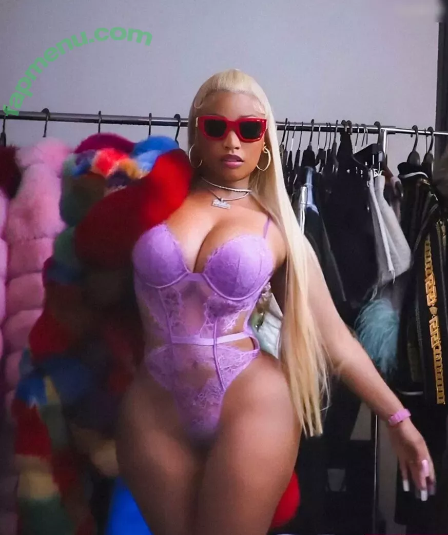 Nicki Minaj nude photo #0850 (nickiminaj)