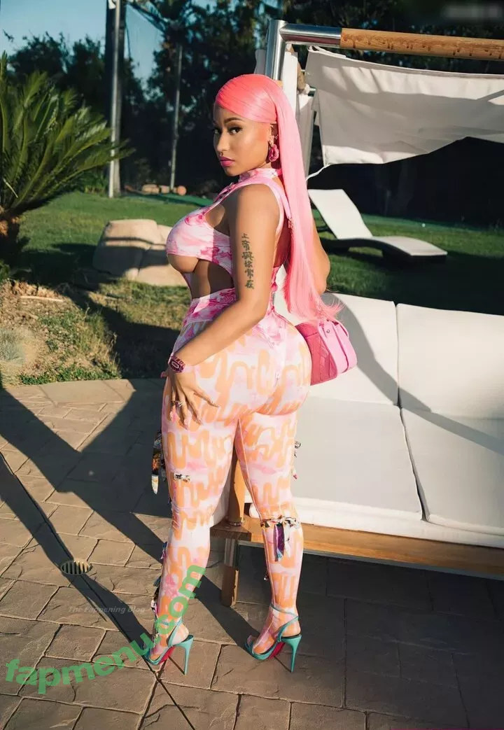Nicki Minaj nude photo #0865 (nickiminaj)