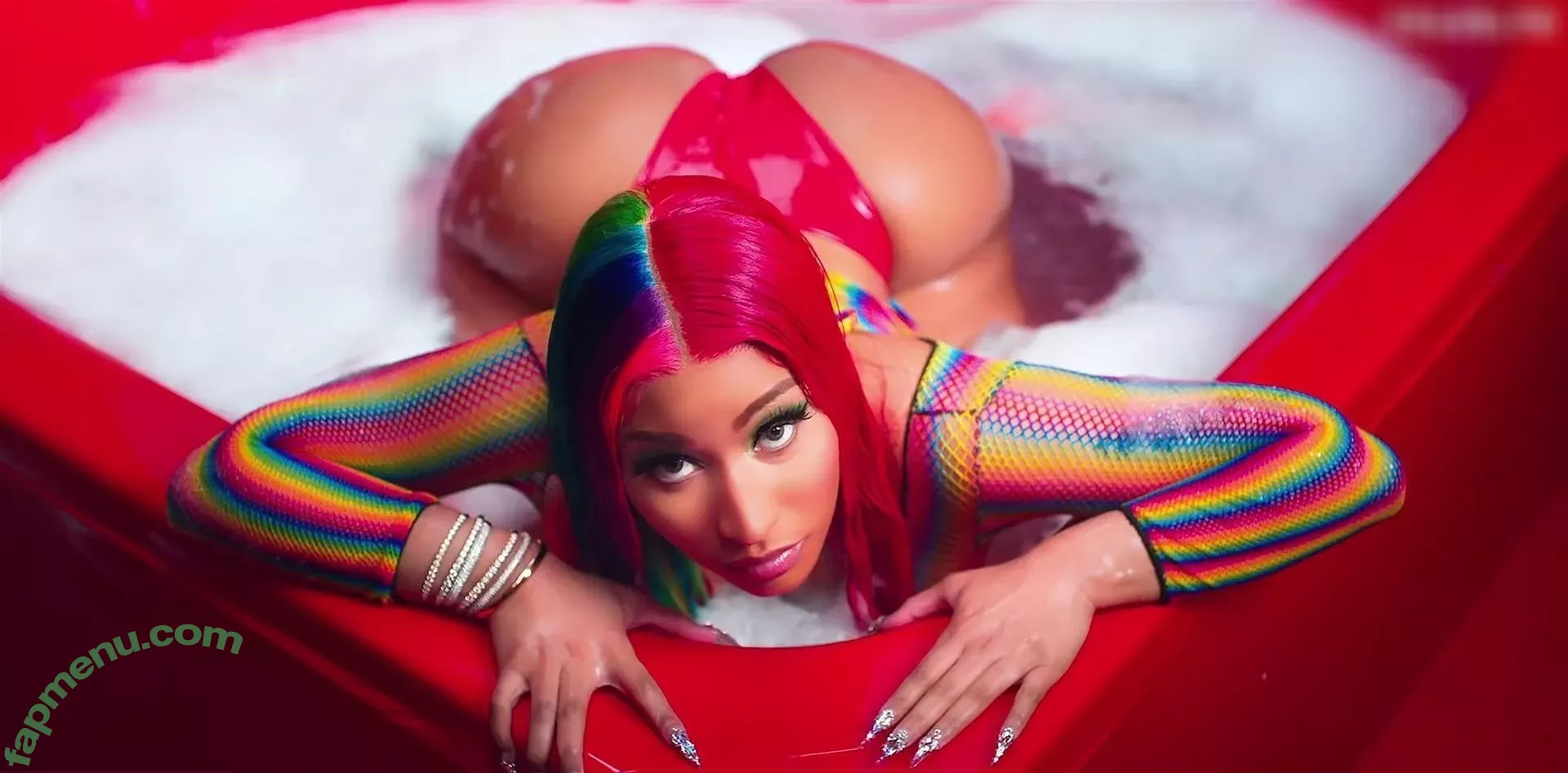 Nicki Minaj nude photo #0874 (nickiminaj)