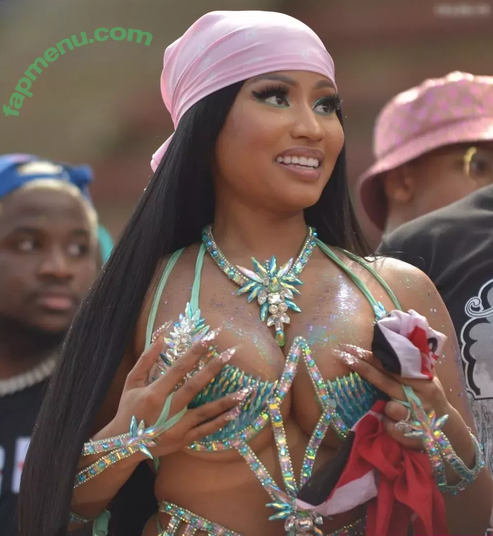Nicki Minaj nude photo #0912 (nickiminaj)