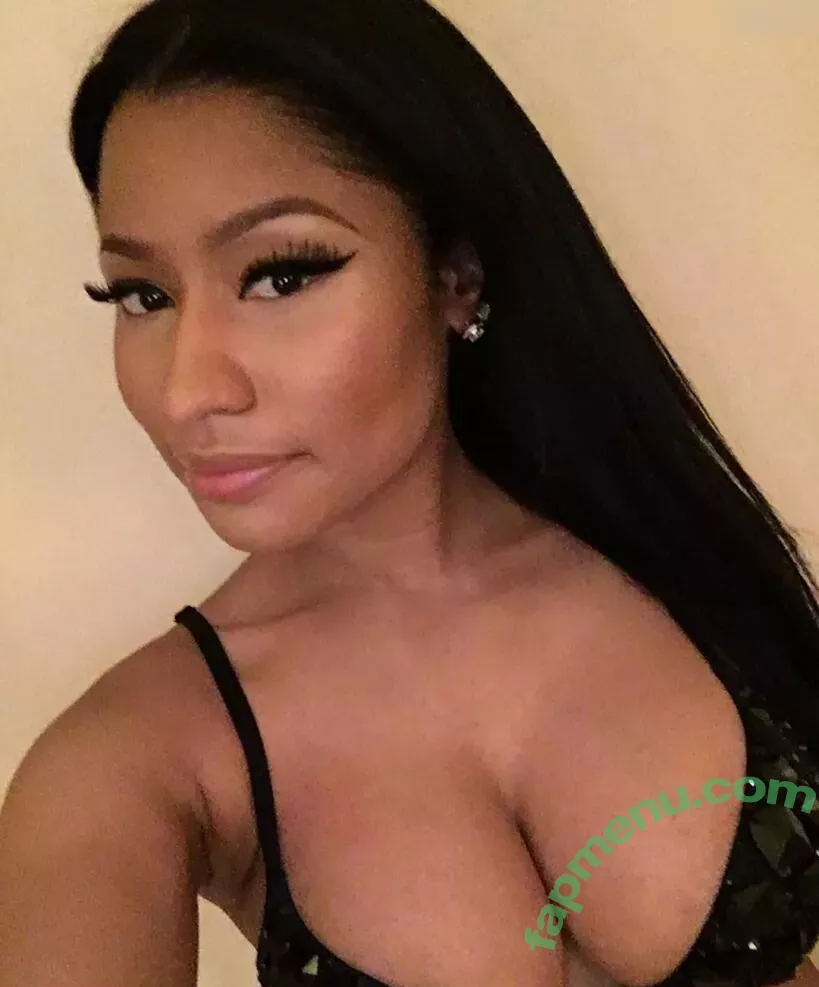 Nicki Minaj nude photo #0920 (nickiminaj)