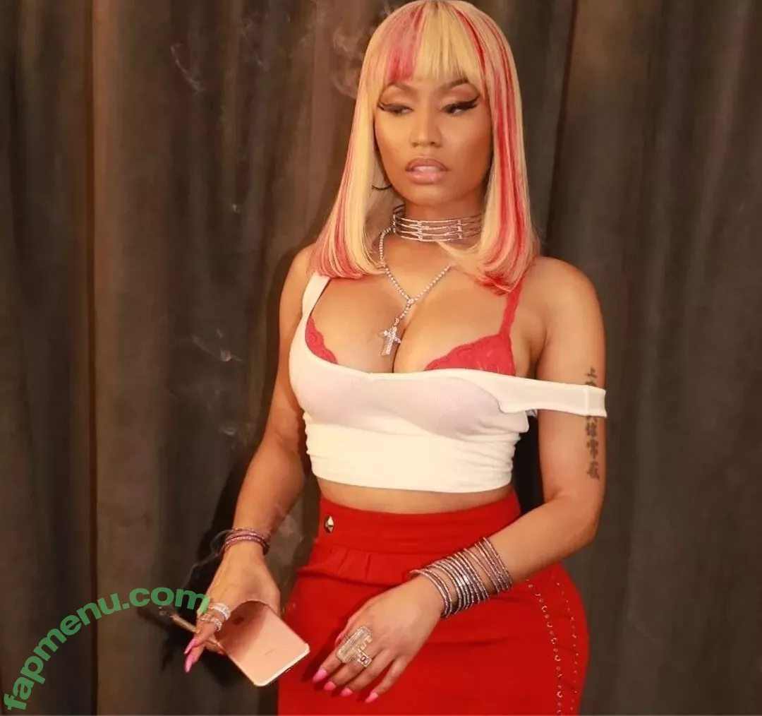 Nicki Minaj nude photo #0923 (nickiminaj)