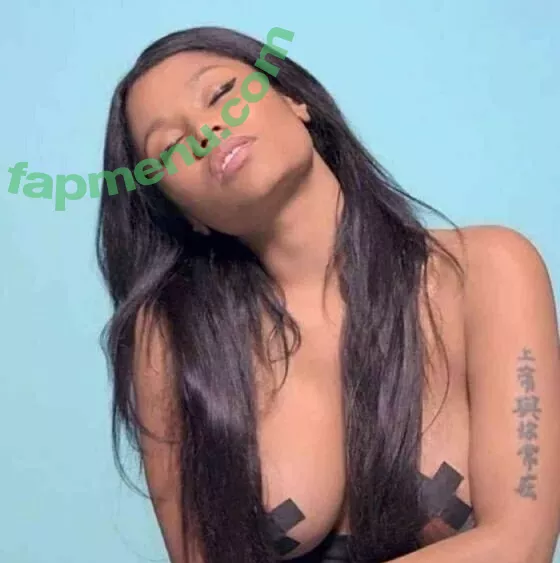Nicki Minaj nude photo #0930 (nickiminaj)