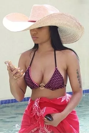 Nicki Minaj / nickiminaj nude photo #1086