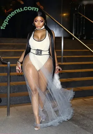Nicki Minaj / nickiminaj nude photo #1314