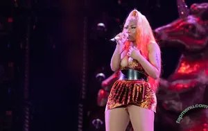 Nicki Minaj / nickiminaj nude photo #1322