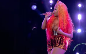 Nicki Minaj / nickiminaj nude photo #1330