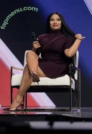 Nicki Minaj / nickiminaj nude photo #1407