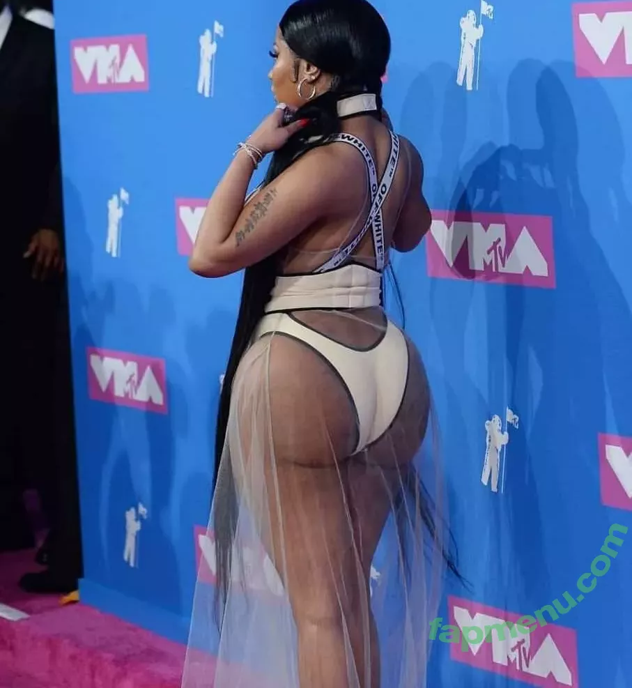 Nicki Minaj nude photo #1173 (nickiminaj)