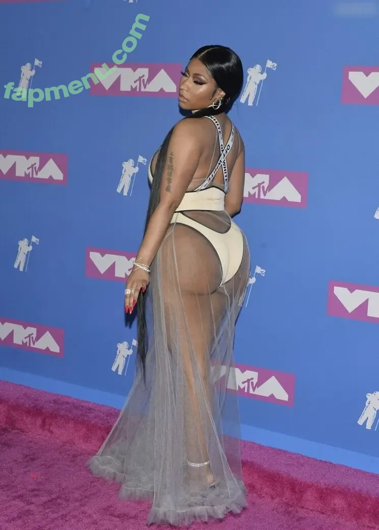 Nicki Minaj nude photo #1313 (nickiminaj)