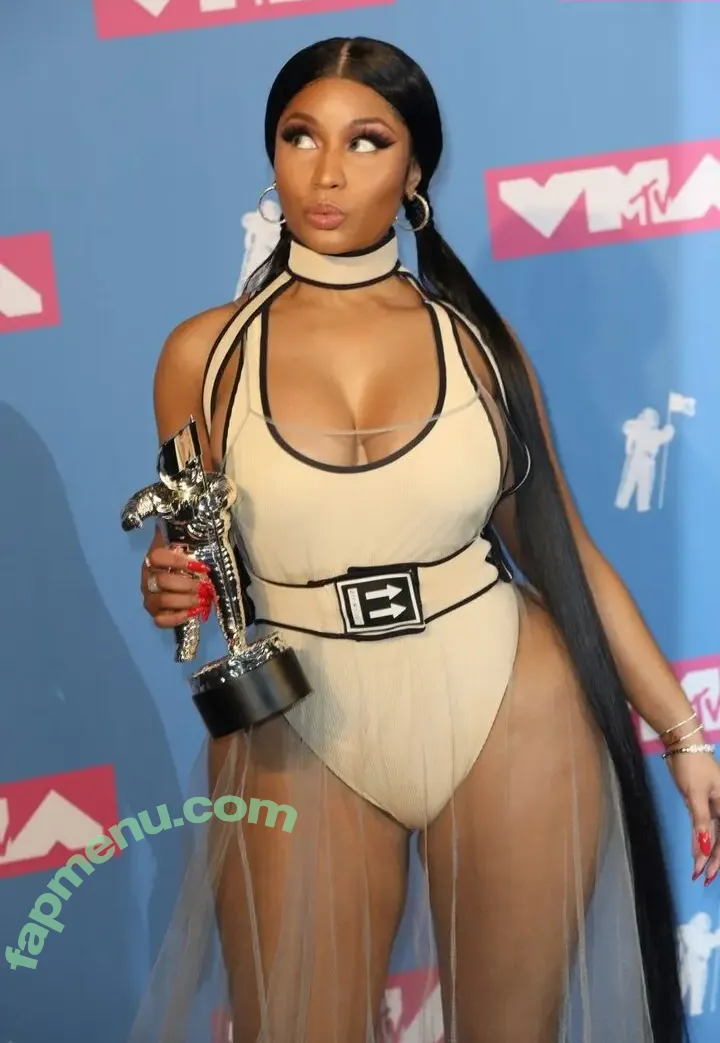 Nicki Minaj nude photo #1315 (nickiminaj)