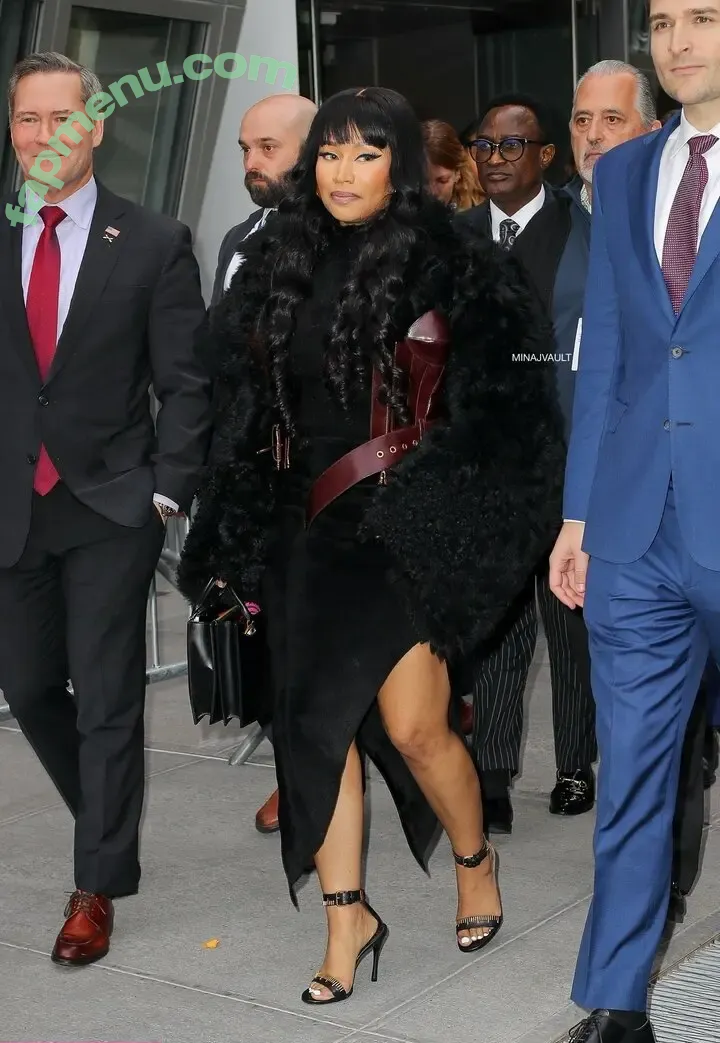 Nicki Minaj nude photo #1359 (nicki_minaj / nickiminaj)