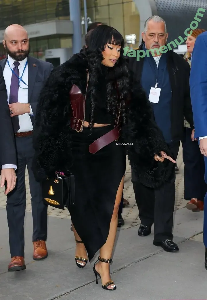 Nicki Minaj nude photo #1361 (nickiminaj)