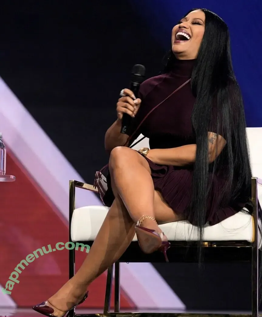 Nicki Minaj nude photo #1412 (nickiminaj)