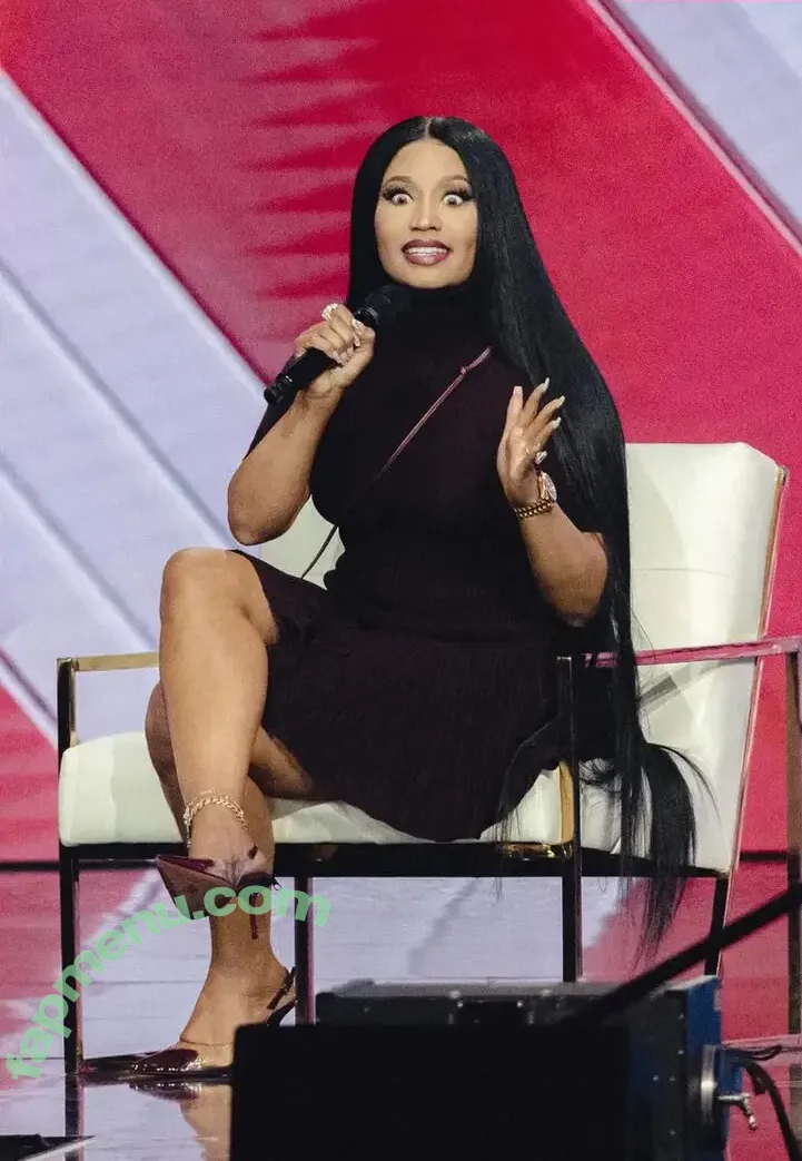Nicki Minaj nude photo #1415 (nickiminaj)