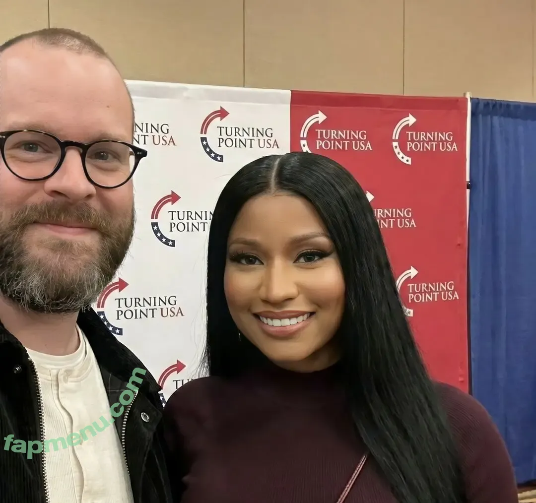 Nicki Minaj nude photo #1418 (nickiminaj)