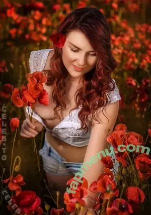 nicki1390 / sunnyme_official nude photo #0034