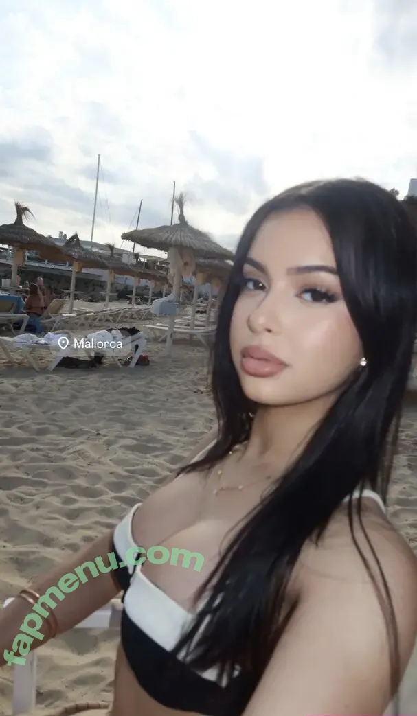 nickimariiee nude photo #0078 (nickimariiee)