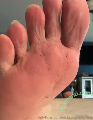 nicksbigstinkyfeet / nickbencivengo nude photo #0022