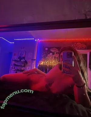 nicnac444 / 992741046 / ohiohippie nude photo #0029