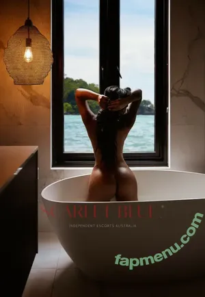  nude photo #0004