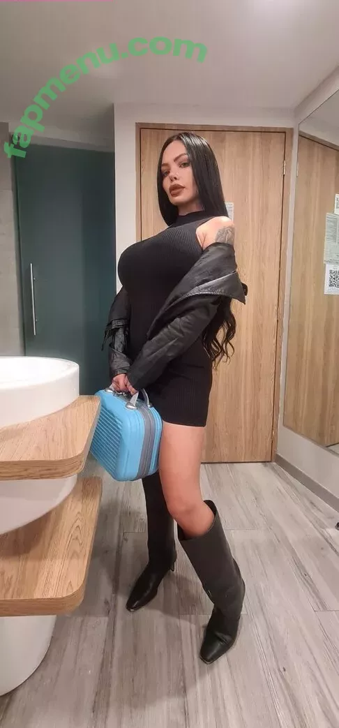 Nicol Loveee nude photo #0140 (Laura Perea / nicol_lovee / nicollove_e / nicolloveee)