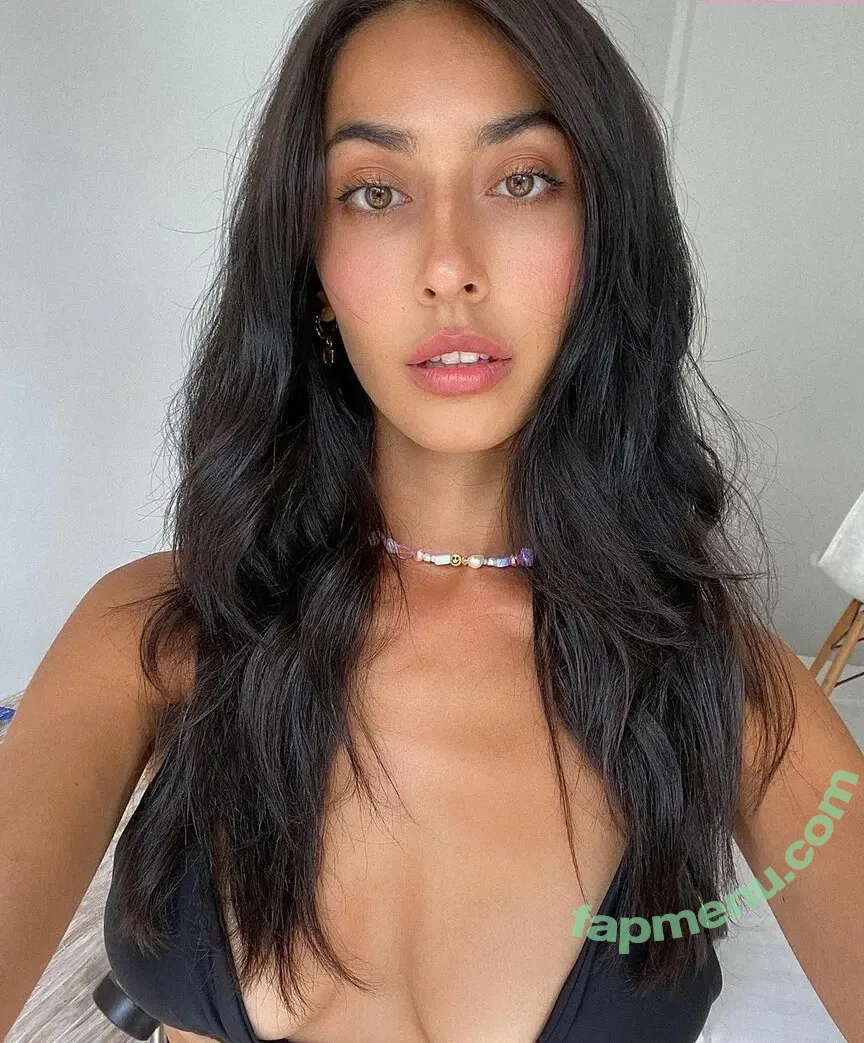 Nicola Lopez Kinghorn nude photo #0008 (Stephanie Lopez Kinghorn / nicolakinghorn / stephlopezlovesyou)