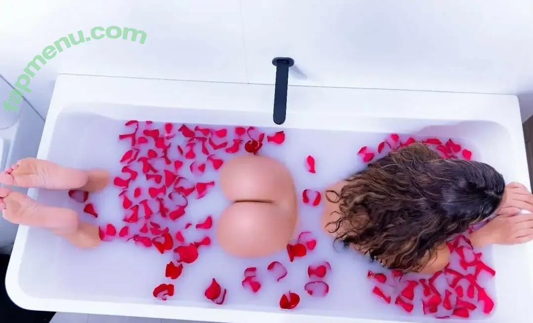 Nicolabuck nude photo #0015 (nicolabuckent)