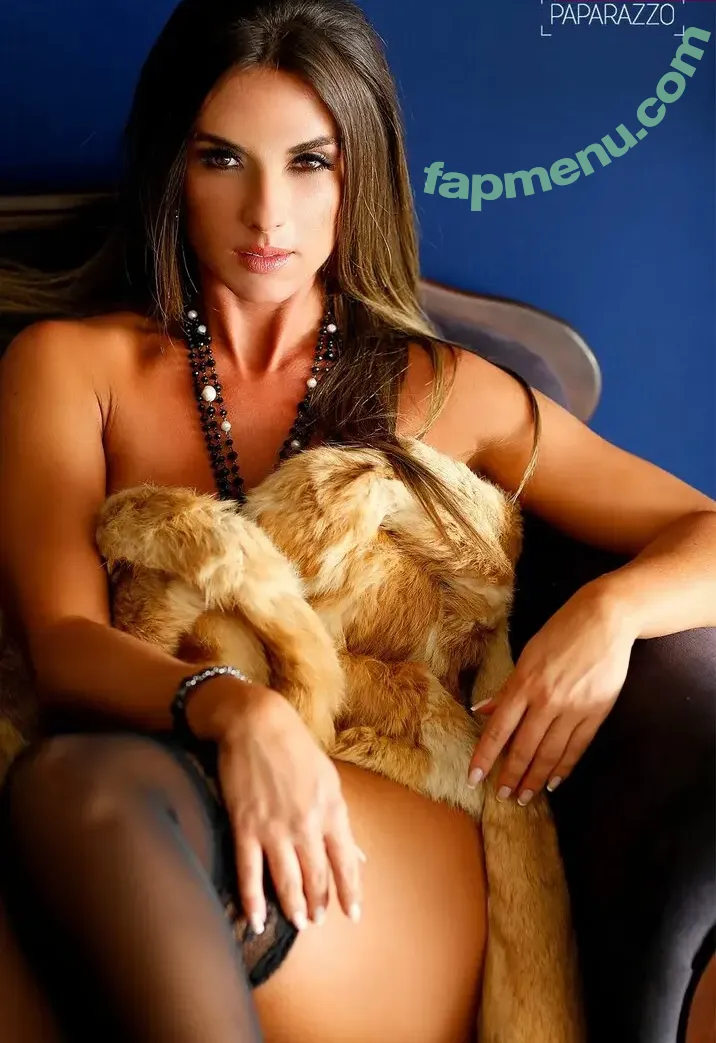 Nicole Bahls nude photo #0338 (nicolebahls)